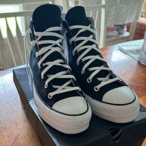 Women’s Platform Converse 10.5